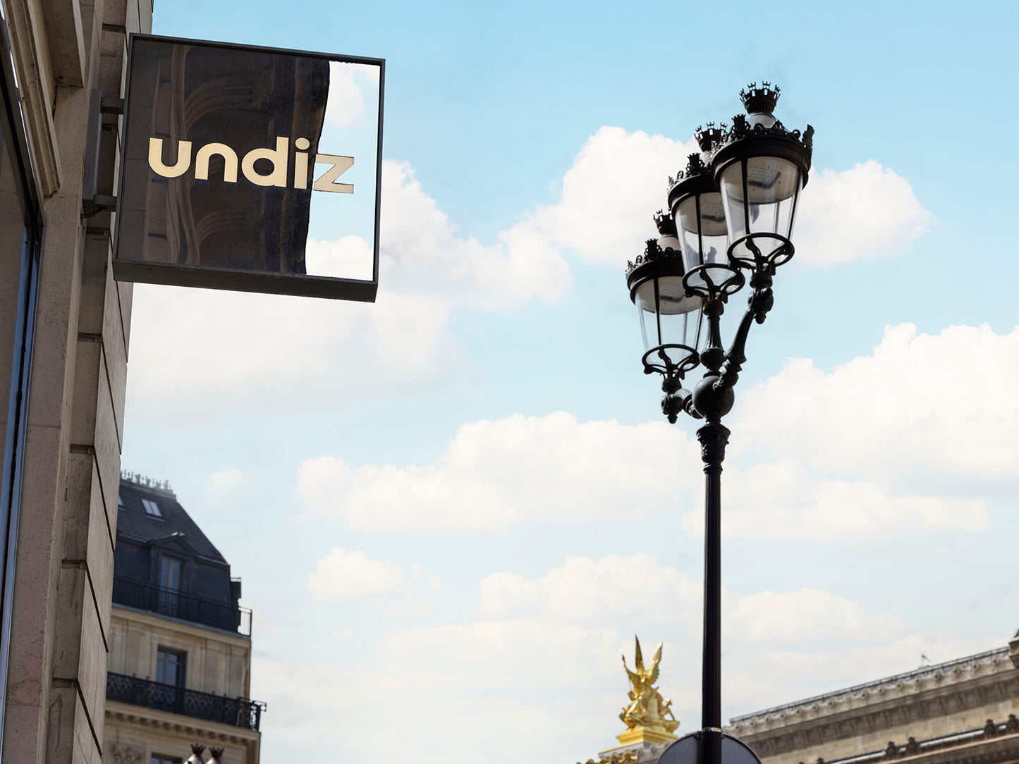 ENSEIGNES DE RÉSEAUX / UNDIZ / PARIS IX