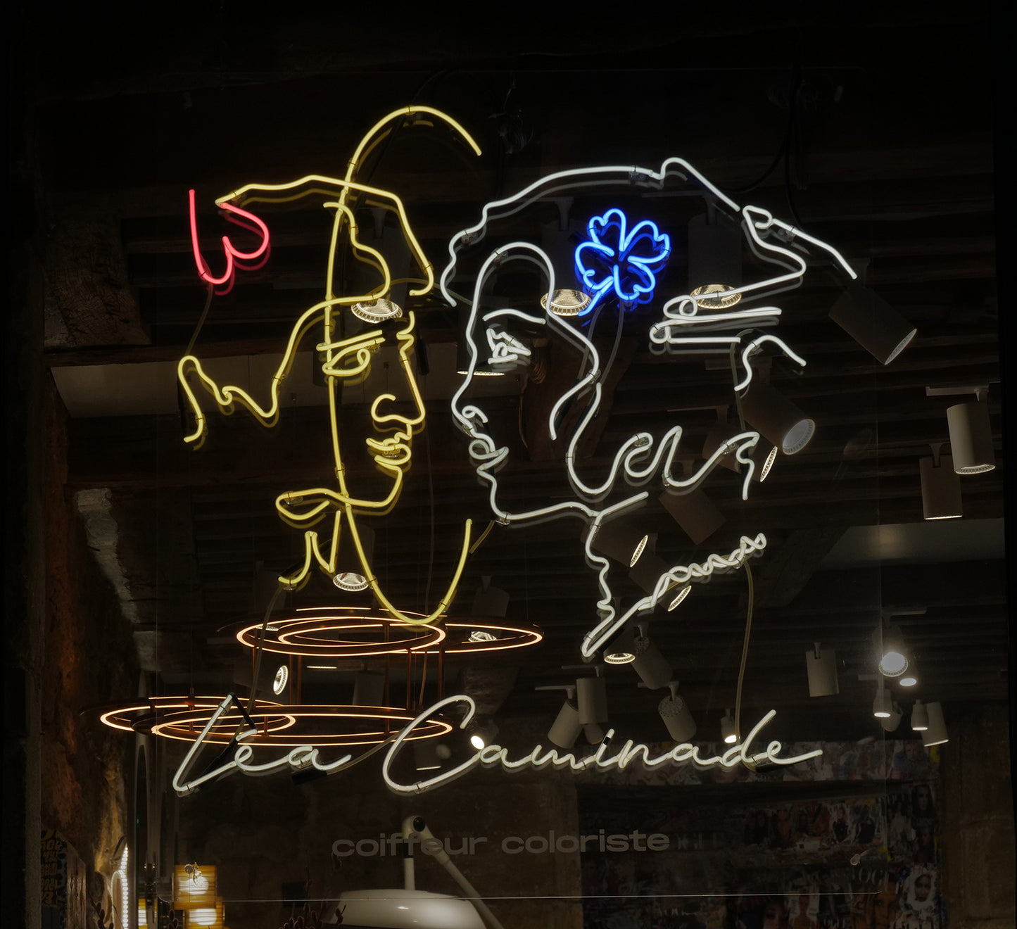 ENSEIGNE LUMINEUSE / LÉA CAMINADE / PARIS VI