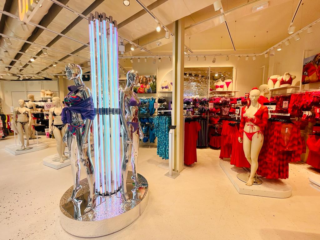 ENSEIGNES DE RÉSEAUX / UNDIZ / PARIS IX