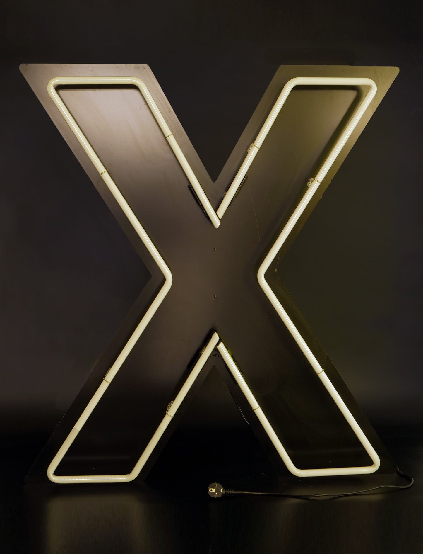 LOCATION GRANDE ENSEIGNE NEON / X