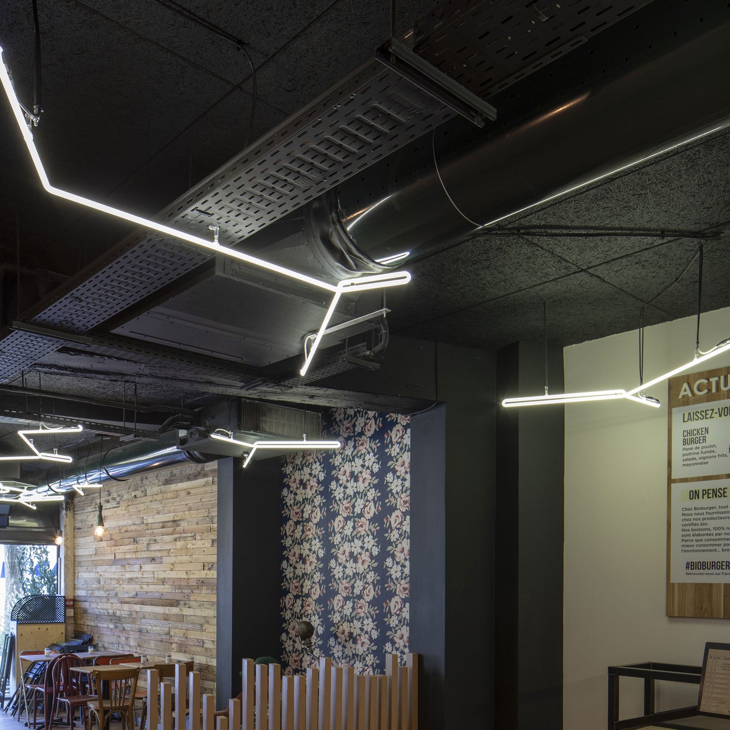 ENSEIGNES LUMINEUSES / BIOBURGER / PARIS XIII