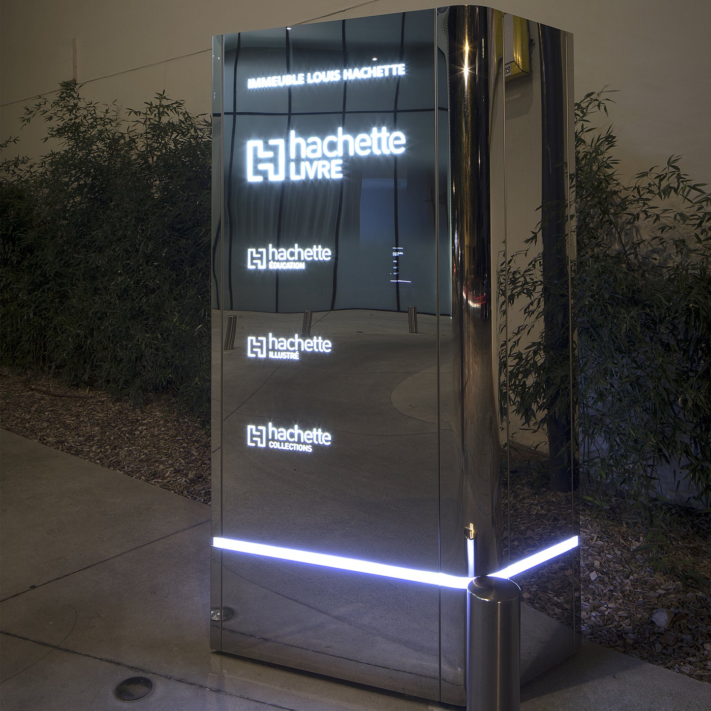 GULLIVERRE ENSEIGNES LUMINEUSES ECLAIRAGE NEON LED