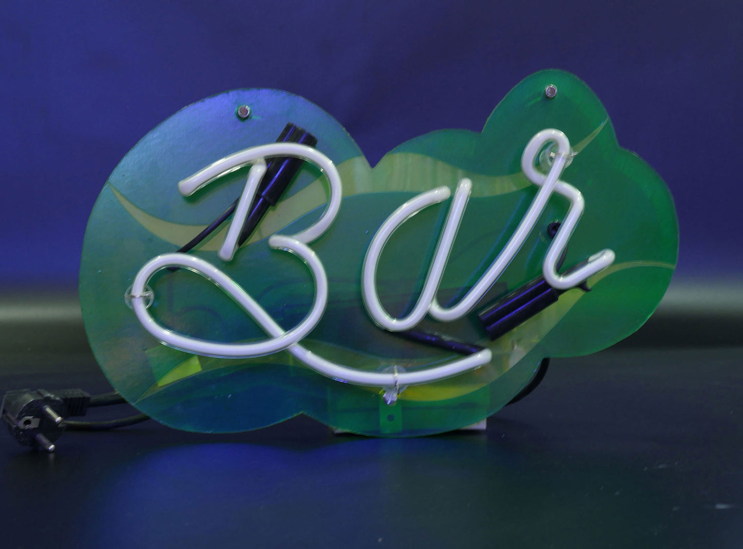 GULLIVERRE ENSEIGNES LUMINEUSES ECLAIRAGE LOCATION NEON