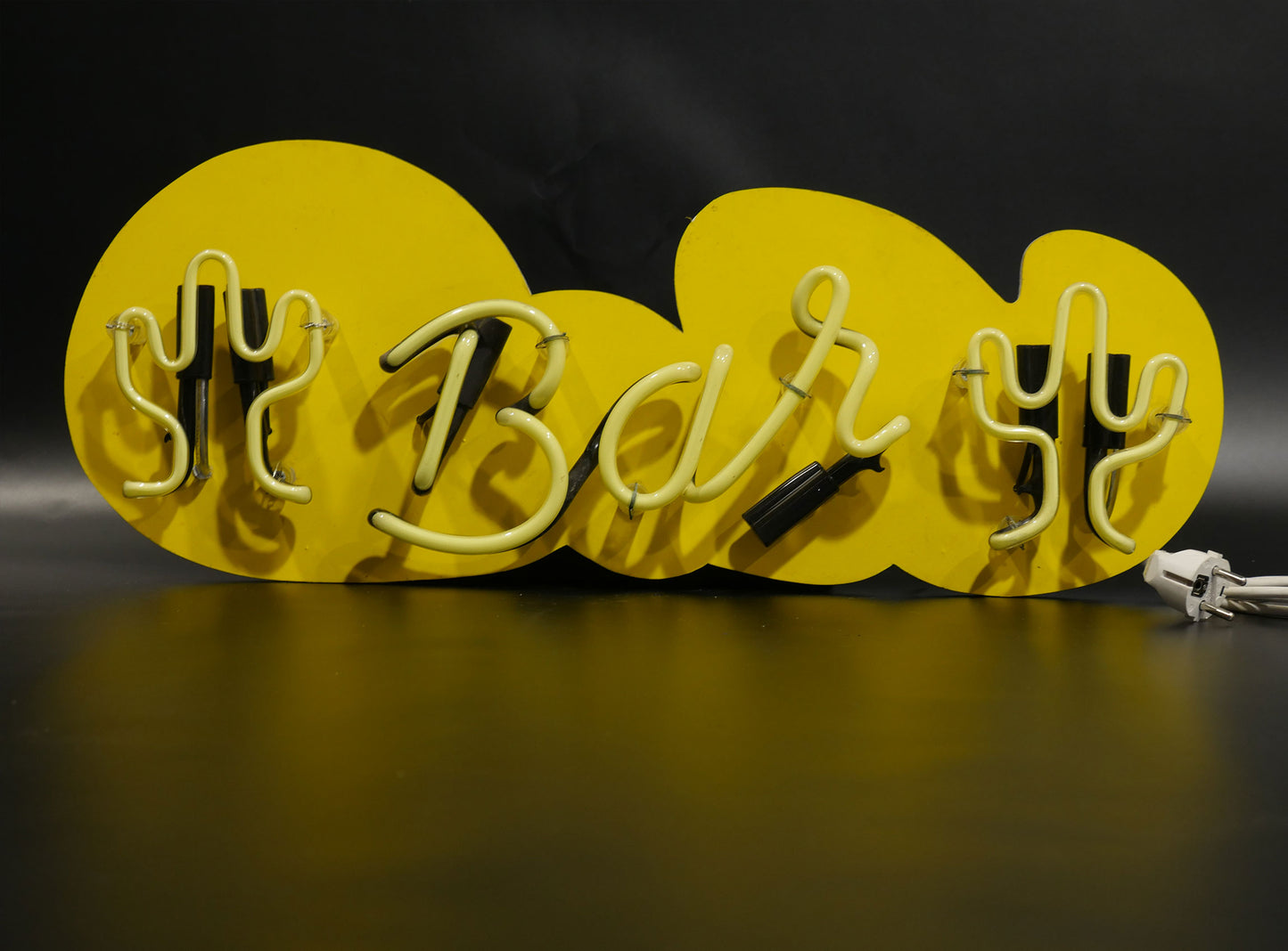 GULLIVERRE ENSEIGNES LUMINEUSES ECLAIRAGE LOCATION NEON