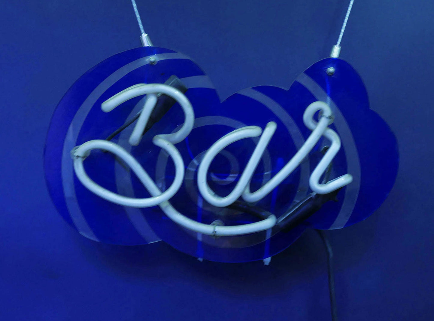 GULLIVERRE ENSEIGNES LUMINEUSES ECLAIRAGE LOCATION NEON