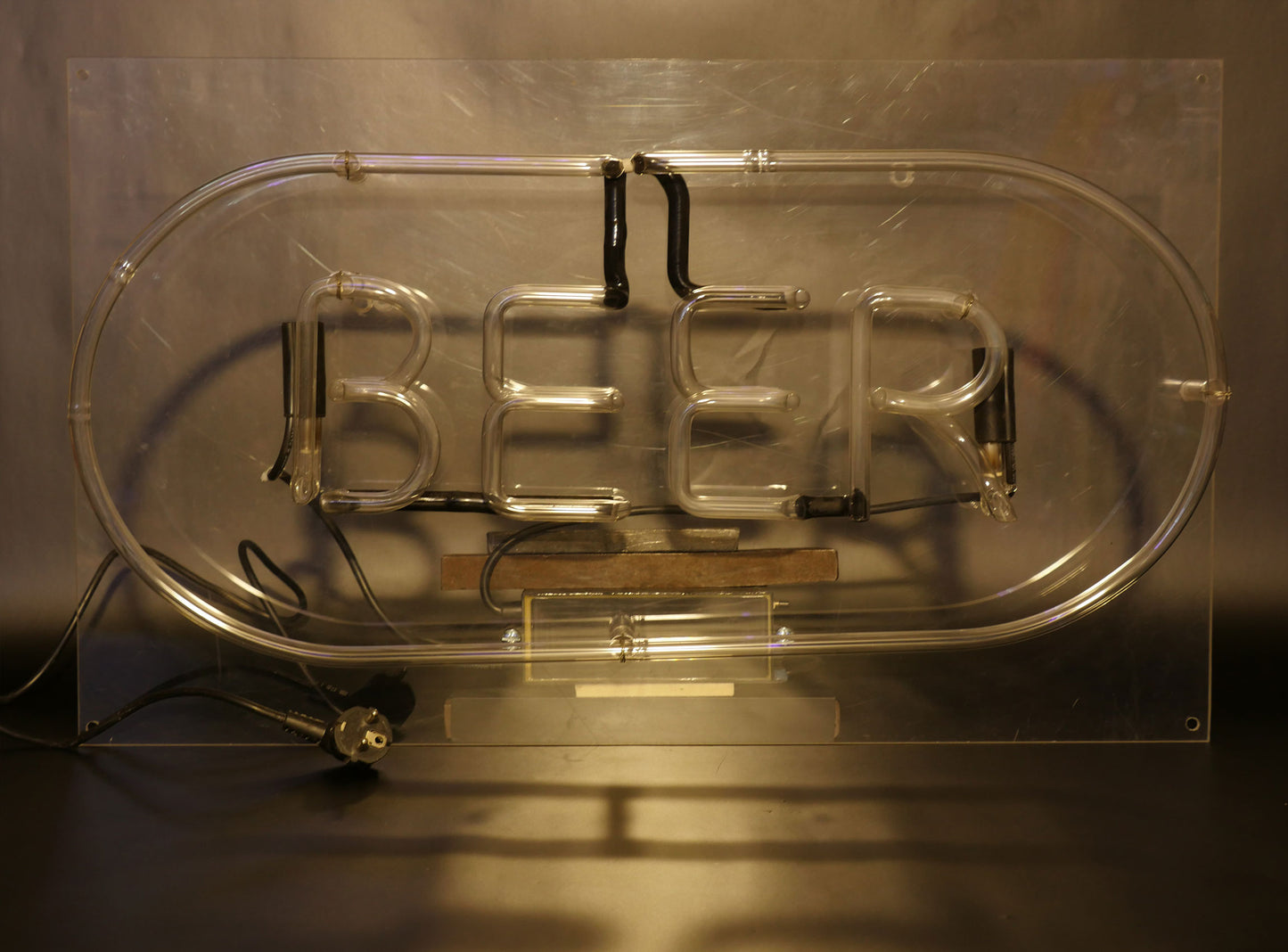 GULLIVERRE ENSEIGNES LUMINEUSES ECLAIRAGE LOCATION NEON