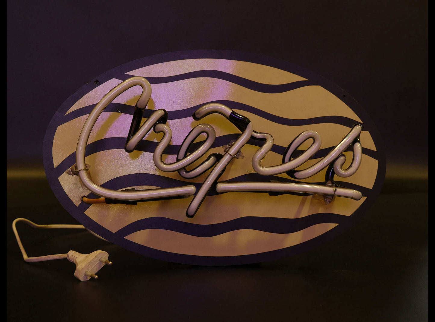 LOCATION ENSEIGNE NEON / CREPES