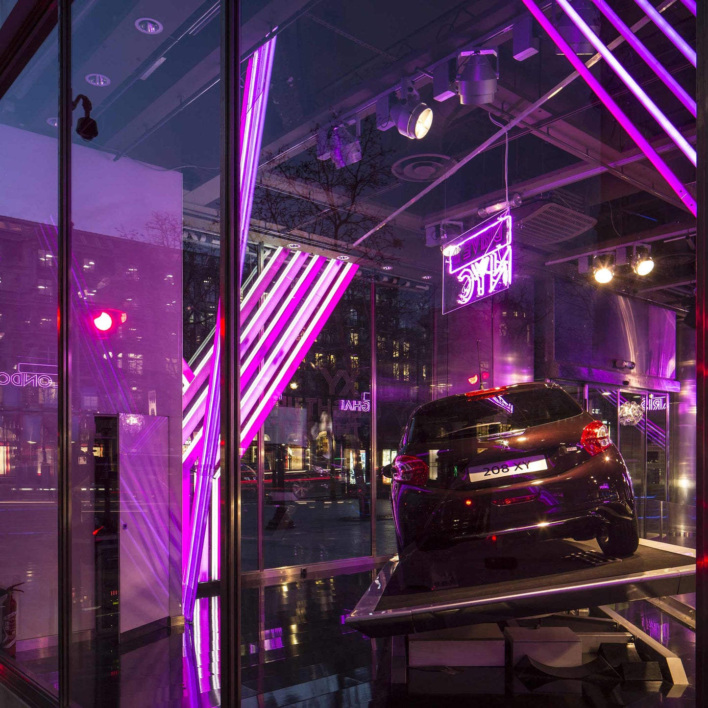 GULLIVERRE ENSEIGNE LUMINEUSE SIGNAGE NEON LED
