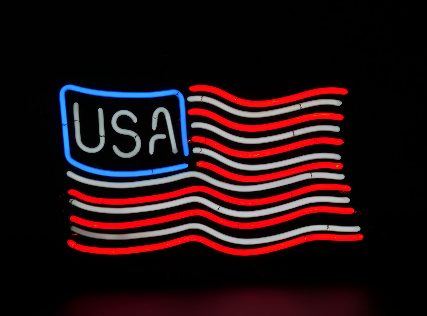 LOCATION ENSEIGNE NEON / USA FLAG