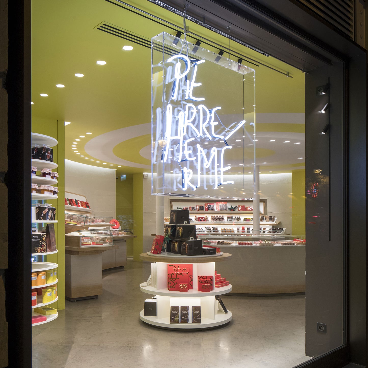 GULLIVERRE ENSEIGNES LUMINEUSES ECLAIRAGE NEON
