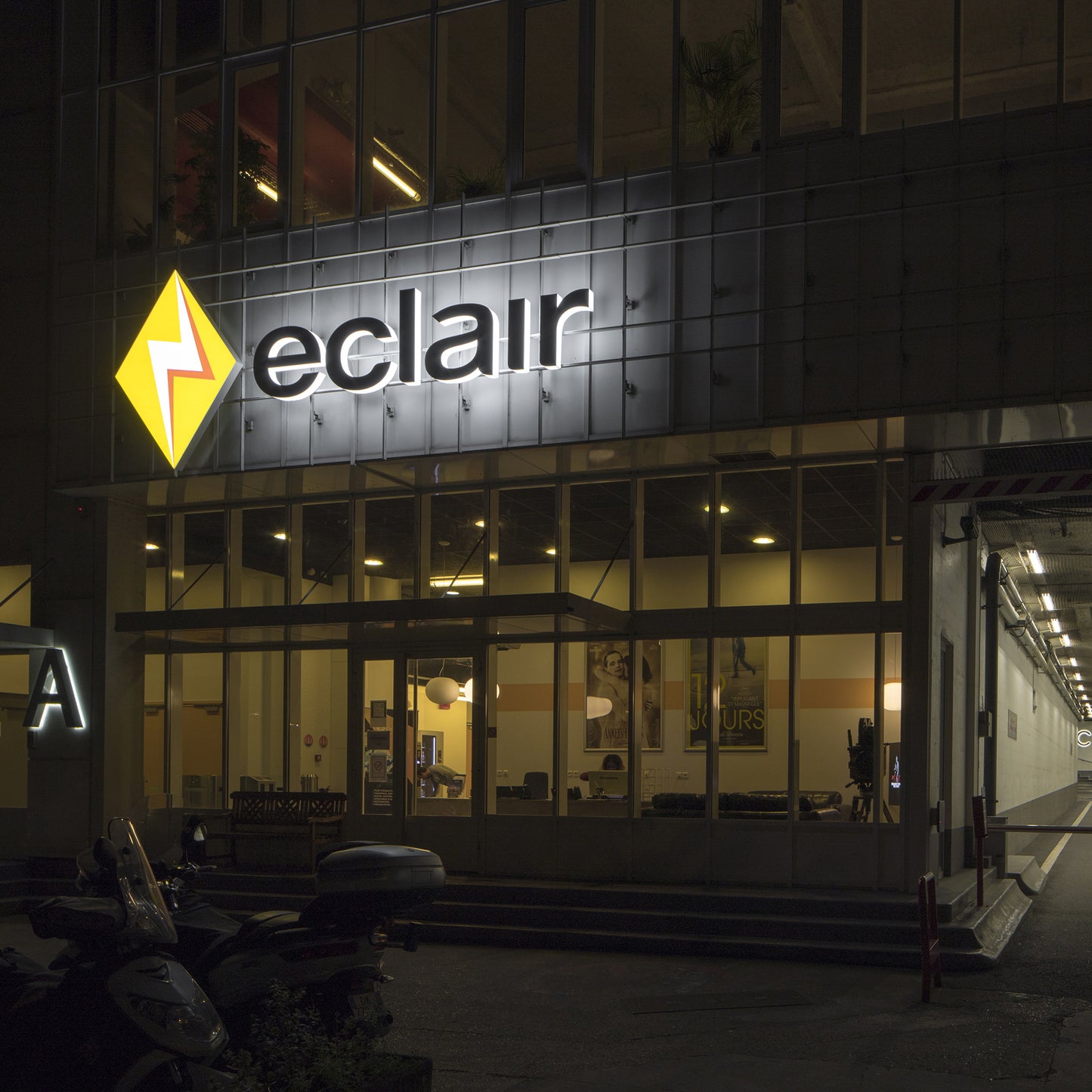 GULLIVERRE ENSEIGNES LUMINEUSES ECLAIRAGE NEON LED