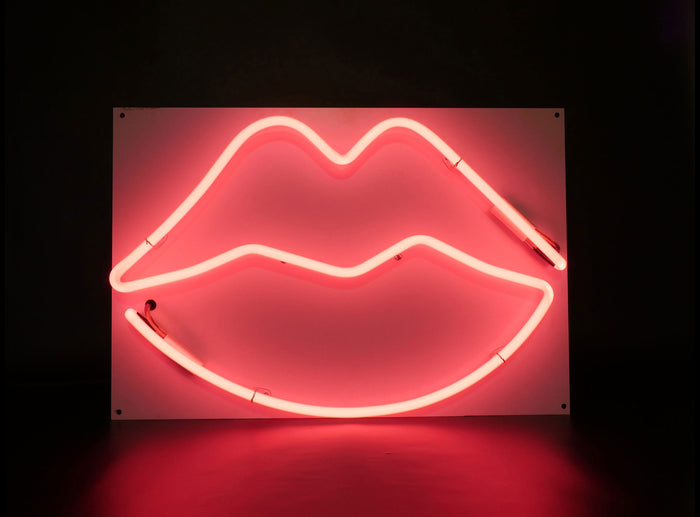 GULLIVERRE ENSEIGNES LUMINEUSES ECLAIRAGE LOCATION NEON