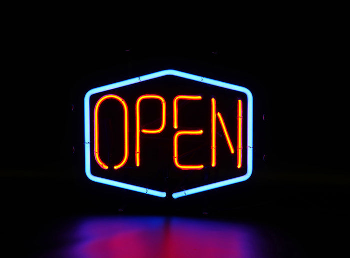 LOCATION ENSEIGNE NEON / OPEN HEXAGONE